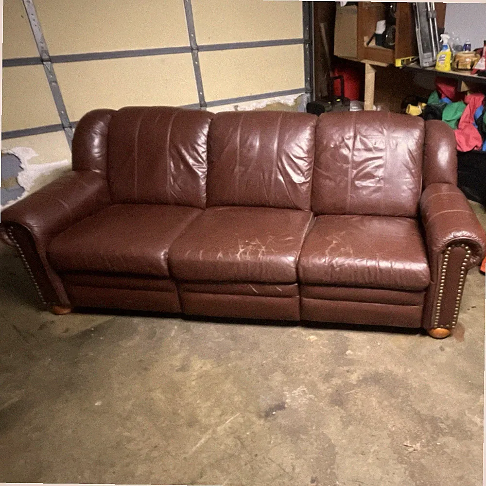 Brown Leather Reclining Sofa 3-Seater Traditional High Back Classic Round Arms