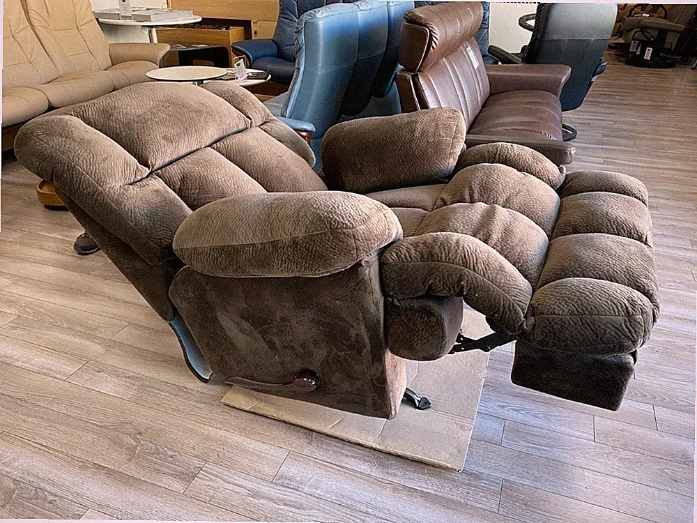Catnapper Cloud 12 Manual Lay Flat Chaise Rocker Recliner - Chocolate Fabric